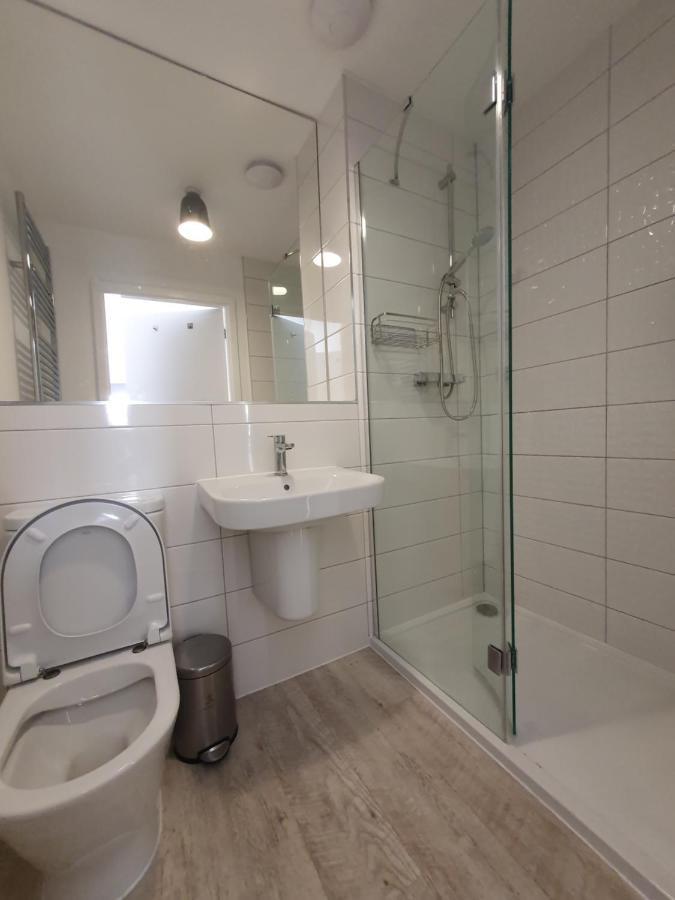 Lovely Home Close To City Center & Rail Station تشيسترفيلد المظهر الخارجي الصورة