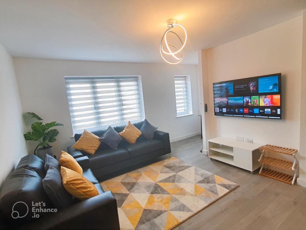 Lovely Home Close To City Center & Rail Station تشيسترفيلد المظهر الخارجي الصورة